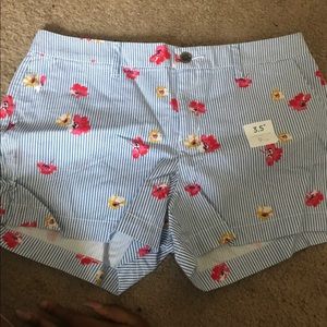 Old navy female shorts